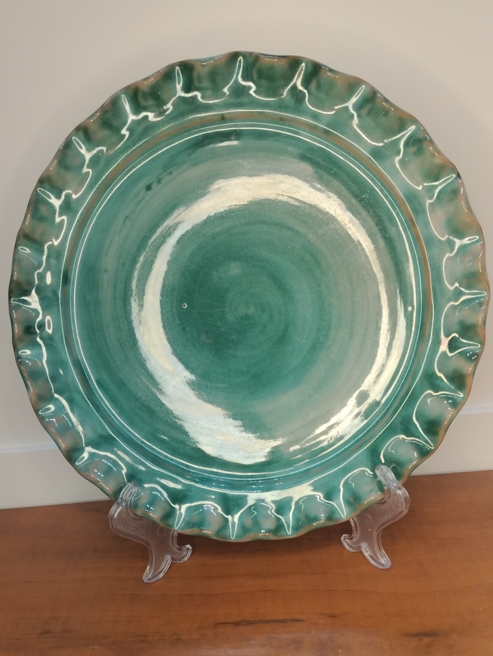 Vintage Stangl Pottery Terra Rose Green 10" Dinner Plate W/ Ruffled Edge, USA